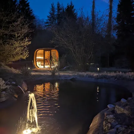 Livias Nurdachhaus Mit Sauna Terrasse Und Garten Am Wald * Wittingen