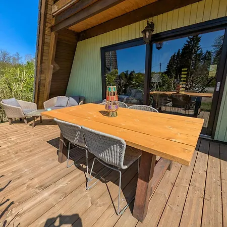 בית נופש Livias Nurdachhaus Mit Sauna Terrasse Und Garten Am Wald